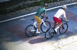 パールイズミ2026パフォーマンスジャージ