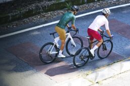 パールイズミ2026パフォーマンスジャージ