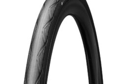 ハッチンソン・ブラックバード　ワイドタイヤ