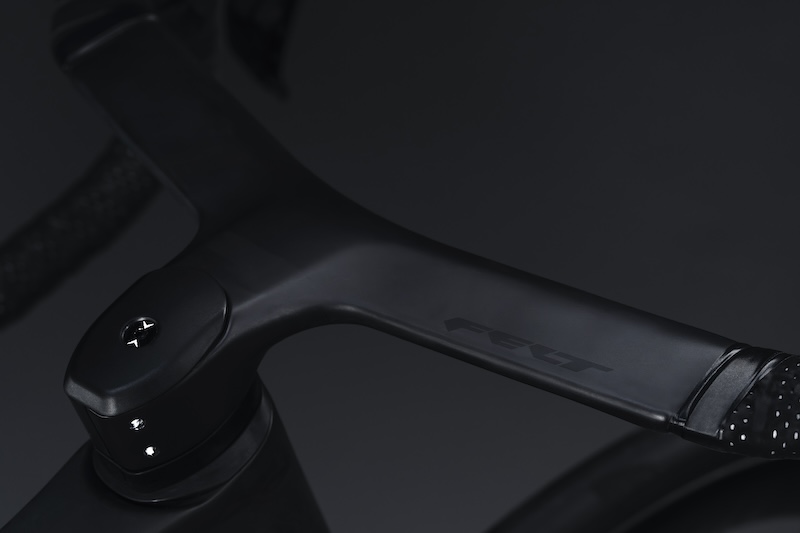 フェルト・ネクサー