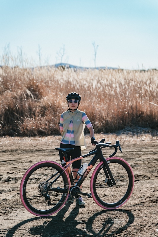 パナレーサー・グラベルキングに2026カラー