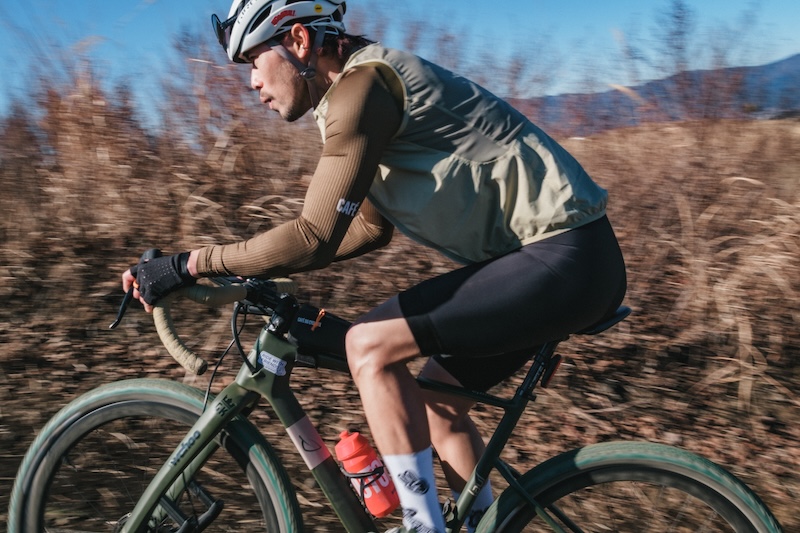 パナレーサー・グラベルキングに2026カラー