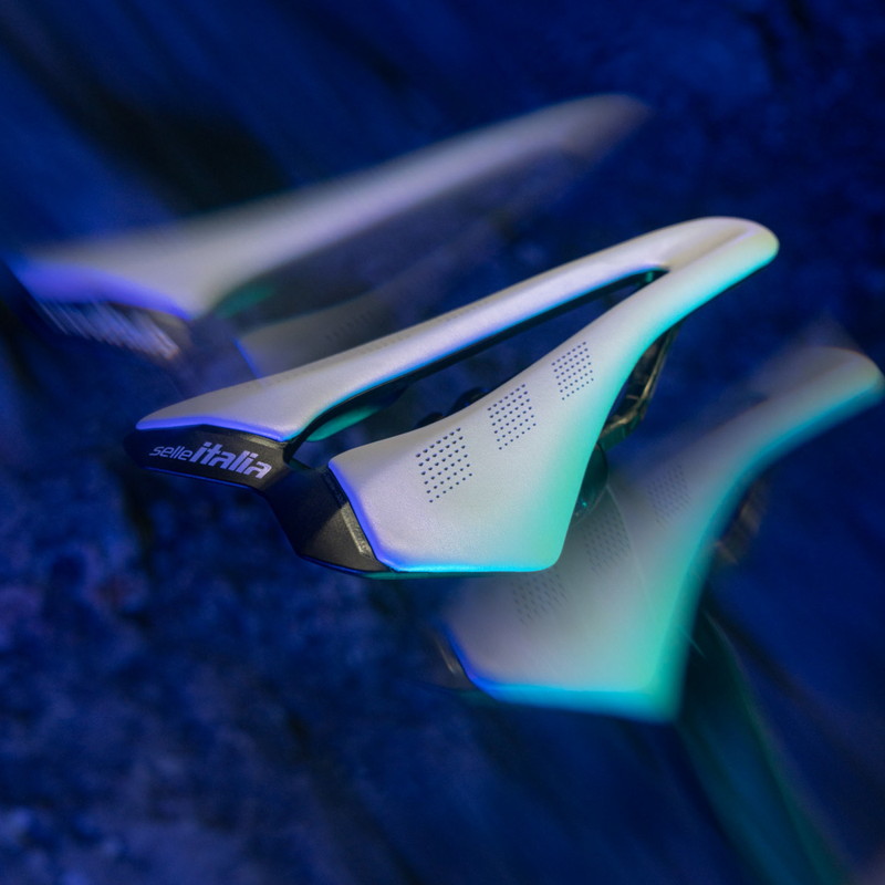 セライタリア　オパールホワイト・カプセルコレクション