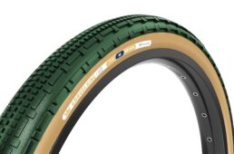 パナレーサー・グラベルキングに2026カラー