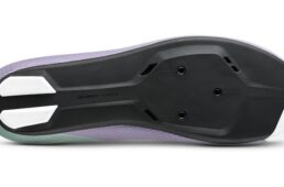 フィジーク　リラ