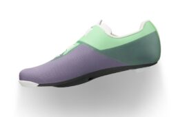 フィジーク　リラ