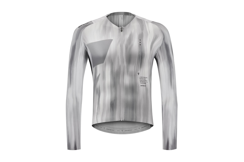 ジャイアント　VOLTRA JERSEY