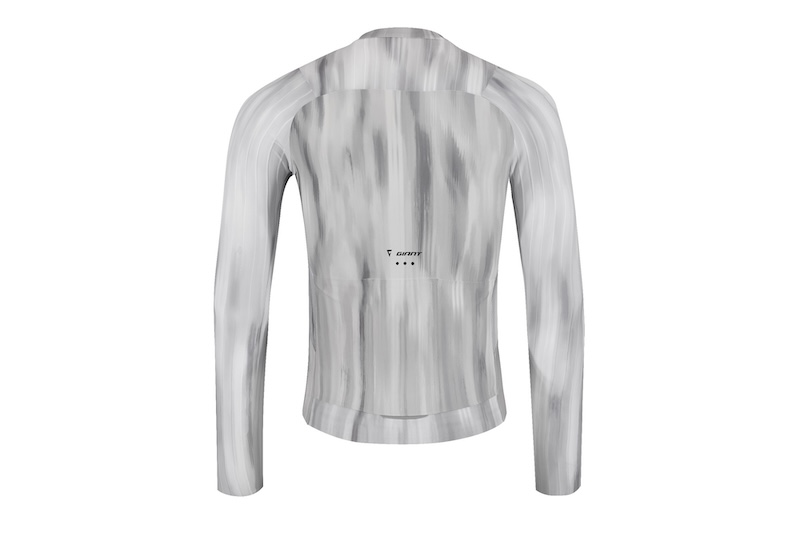 ジャイアント　VOLTRA JERSEY