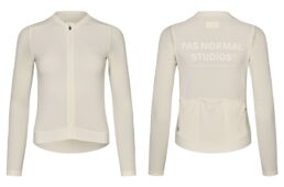 エッセンシャルライトロングスリーブジャージ