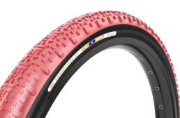 パナレーサー・グラベルキングに2026カラー