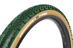 パナレーサー・グラベルキングに2026カラー