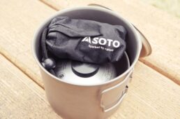 一体型ストーブ本体、110ガス缶をスタッキング