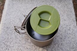 チタニウムポット600にスタッキング