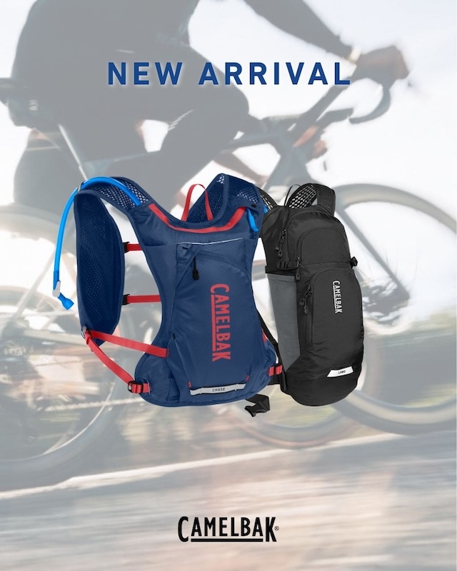 キャメルバック　ハイドレーションバッグ