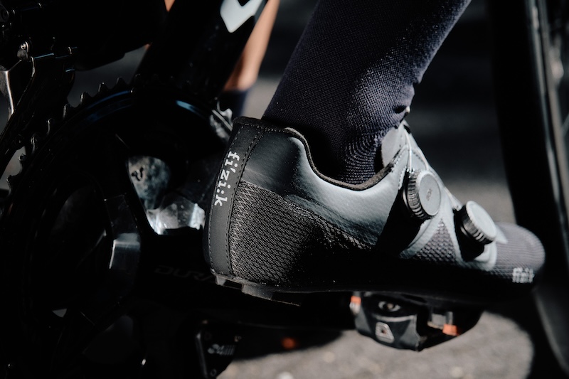 フィジーク　リラ