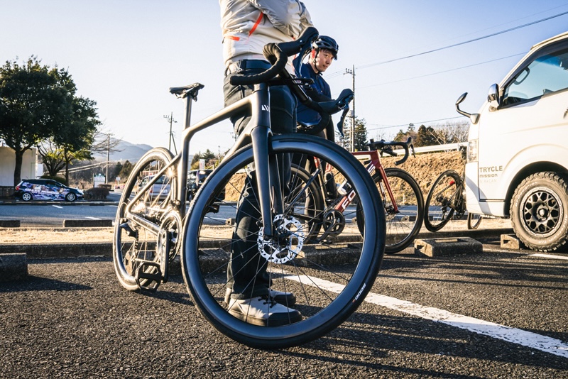 ミッション・カーボンホイール