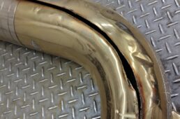 チューバをグラインダーで切断