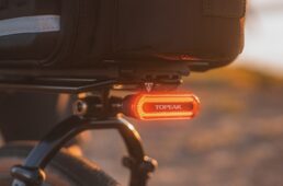 ラックレッドライト60取付可能