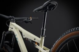 Liv 新型エンボルデン