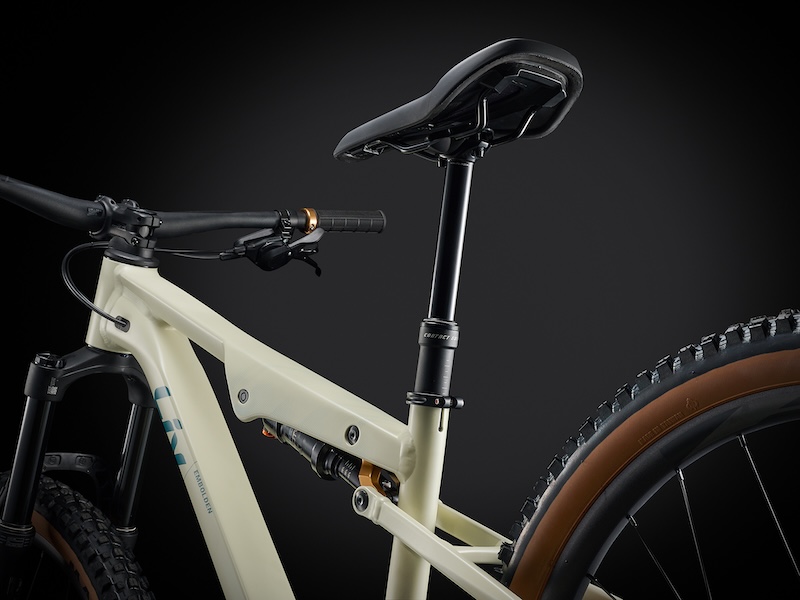 Liv 新型エンボルデン