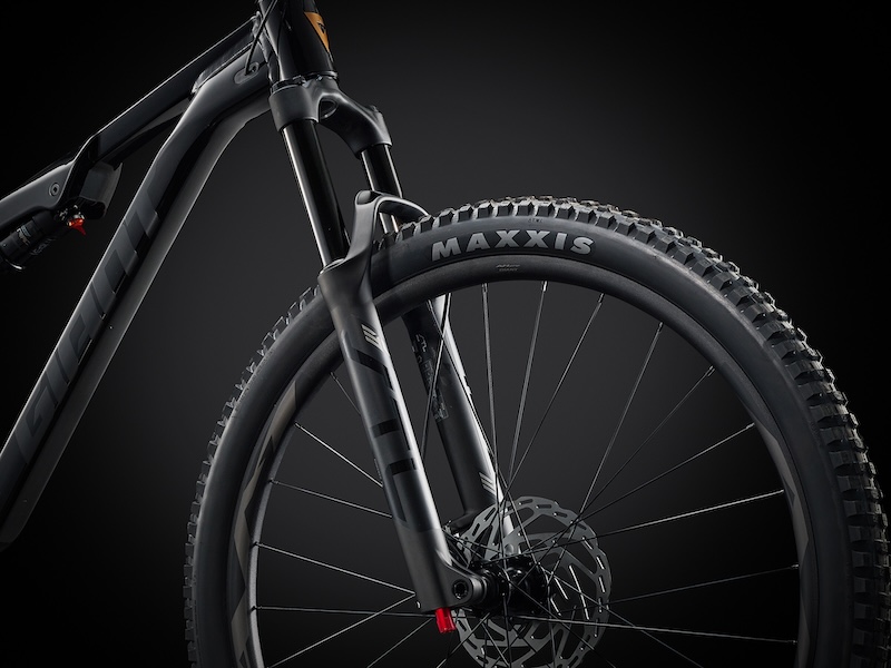 ジャイアント 新型スタンス