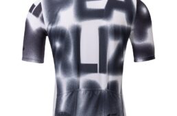 パールイズミ2026春夏プリントジャージ