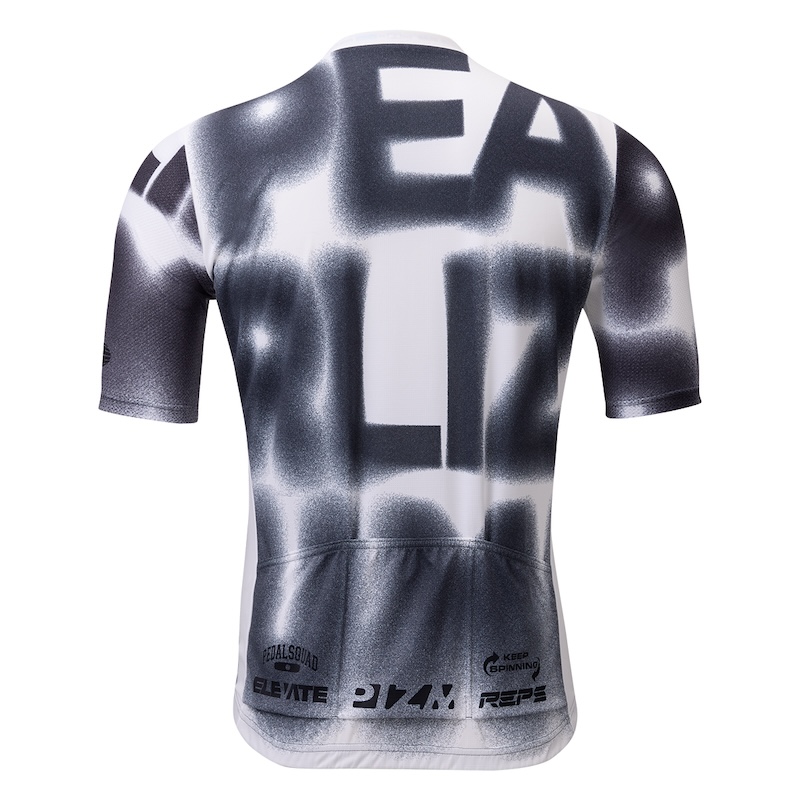 パールイズミ2026春夏プリントジャージ