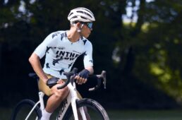 パールイズミ2026春夏プリントジャージ