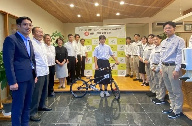 八木建設に来社した澤田茉奈