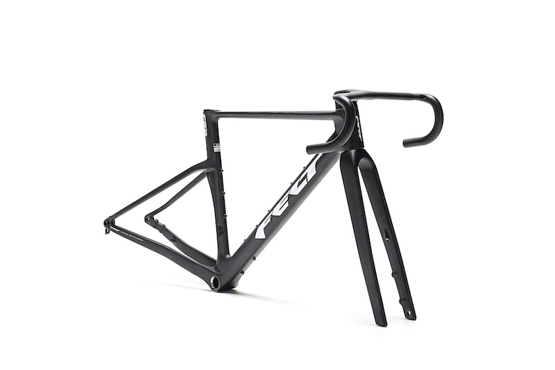 フェルト 新型BREED