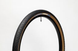 パナレーサー　グラベルキング ZX