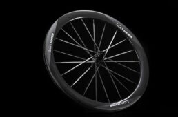 LUN 愛三工業レーシングチーム