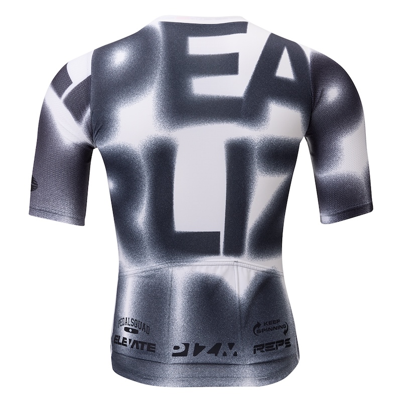 パールイズミ2026春夏プリントジャージ