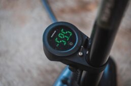 ジョーブローマウンテンXデジタルのデジタルゲージ