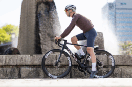 キャニオン・アルティメットCFR ENVE