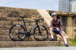 キャニオン・アルティメットCFR ENVE