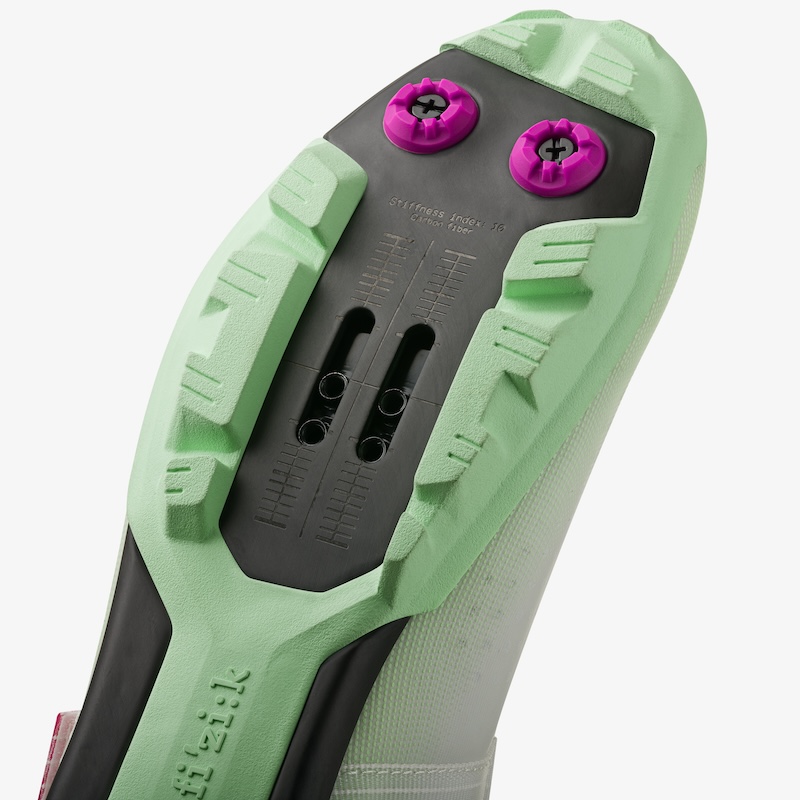 フィジーク　FEROX 2