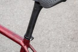 アルピニスト カーボンシートポスト