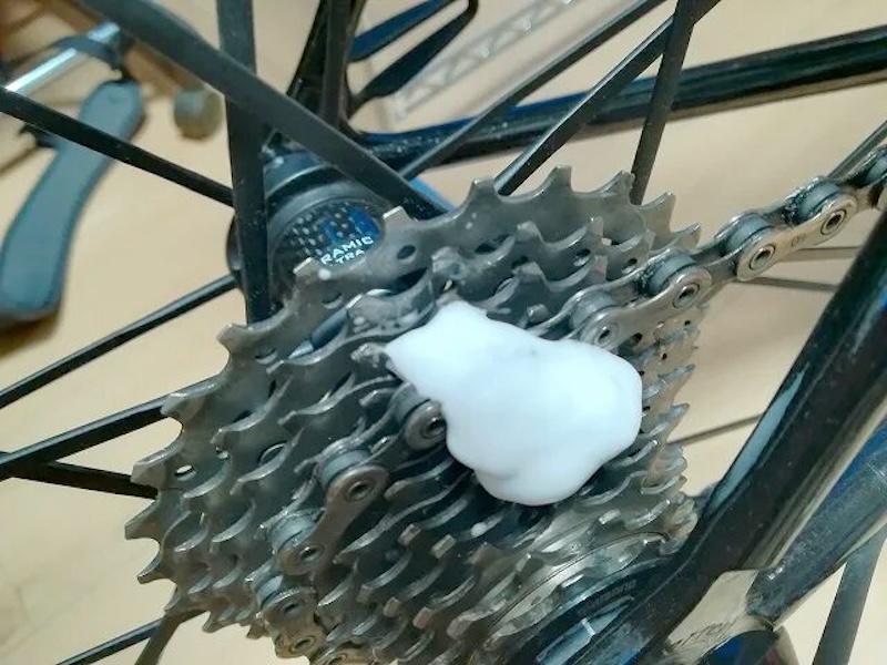 フォーミングマルチクリーナーの泡