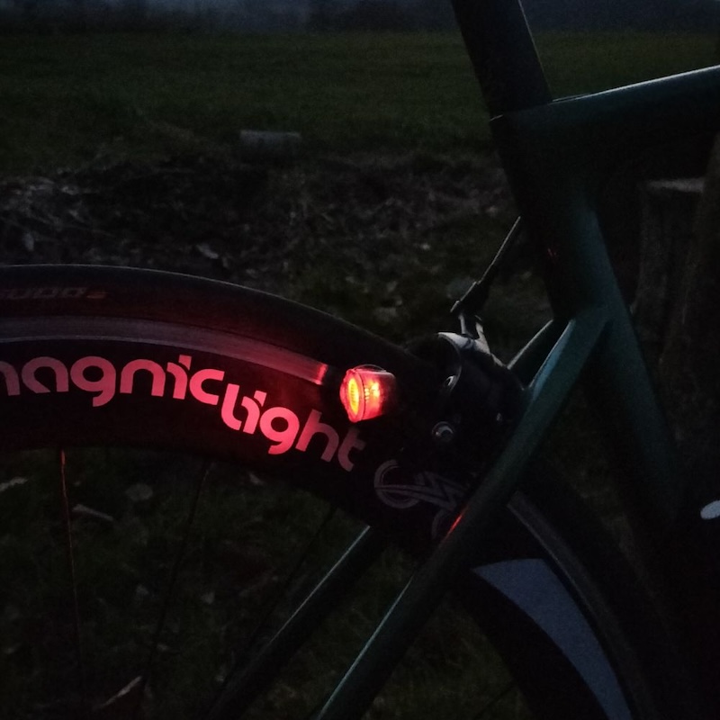 マグニックライト