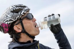 フライ テックス 550mlから水分補給