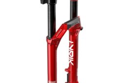 リリックアルティメットフライトアテンダント