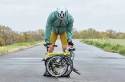 シートポストとハンドルを畳む