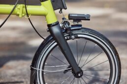 新Pラインのフォークまわり