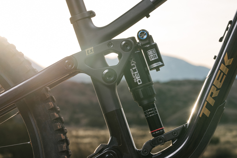 スーパーデラックス