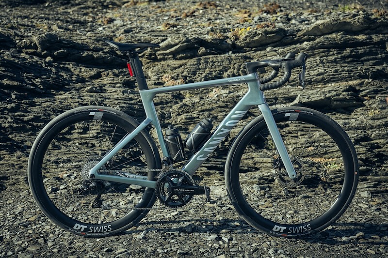 キャニオン エンデュレース CF SLX/CF