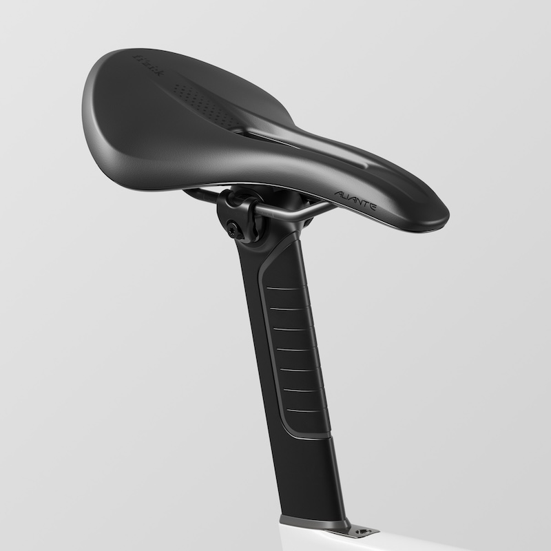 キャニオン エンデュレース CF SLX/CF