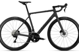 キャニオン　エンデュレース CF SLX／CF