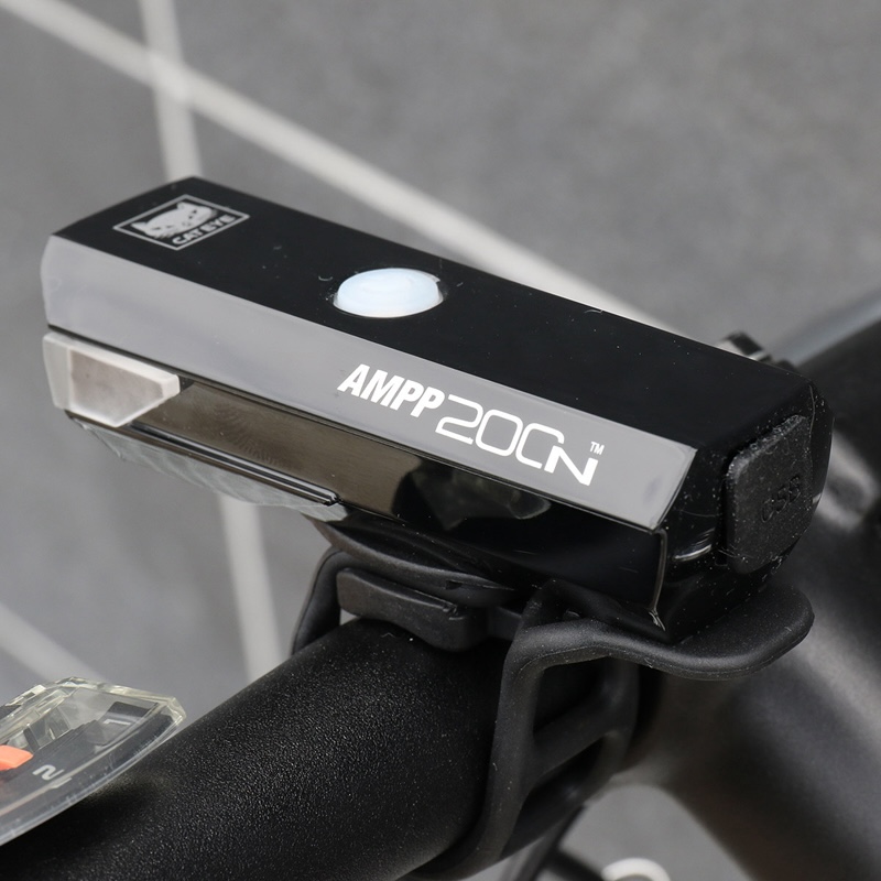 USB-C対応でさらに使いやすく キャットアイの定番自転車用ライト