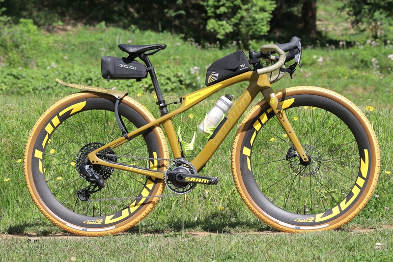 それぞれの“最強”自転車 速さから解放してくれた、イエローおじさんの